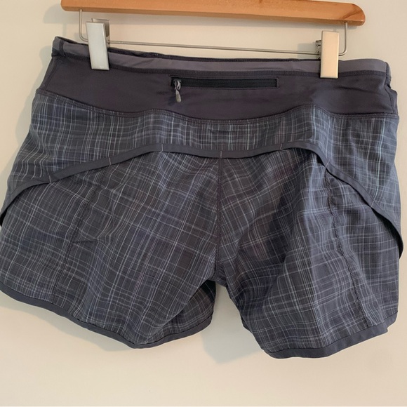 lululemon Hot High-Rise Lined Short - Picture 6 of 9